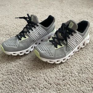 On Women’s 8 Cloudswift 2 Running Shoe